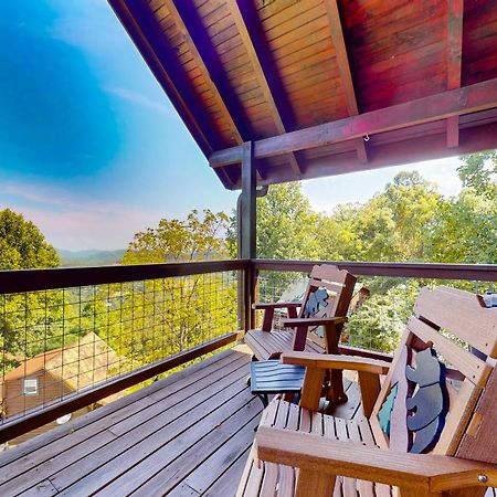 Little Black Bear Retreat بيدجن فورج المظهر الخارجي الصورة